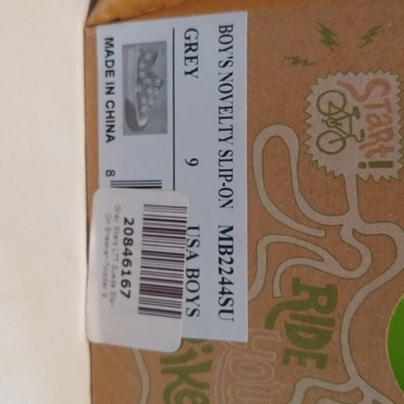 Morgan & Milo GREY STARS suede star sneakers - Picture 6 of 8